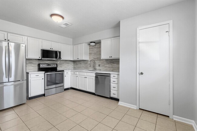 Photo - 4215 Louetta Rd