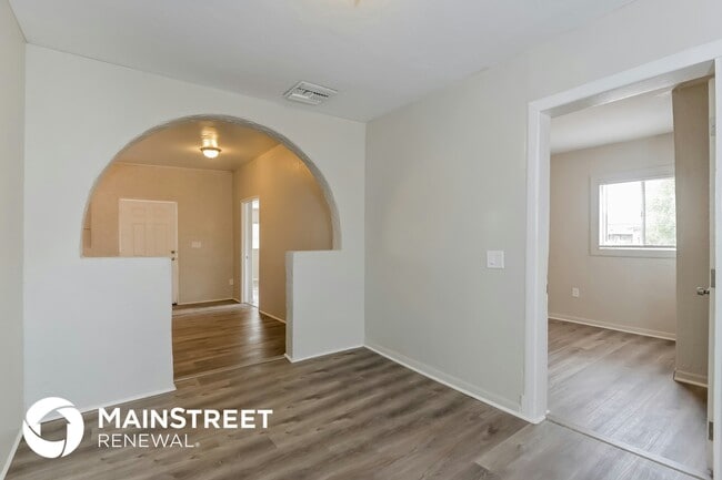 Photo - 455 W Montana St