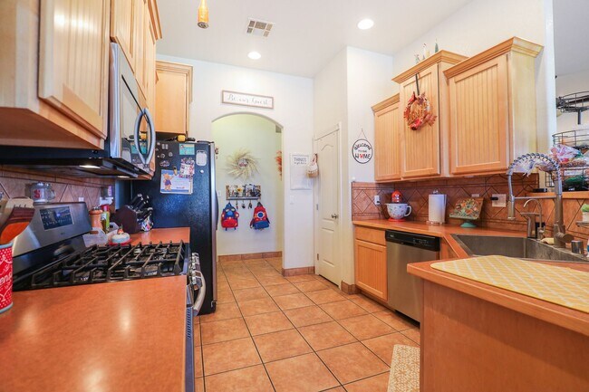 3813 Driftwood Ave