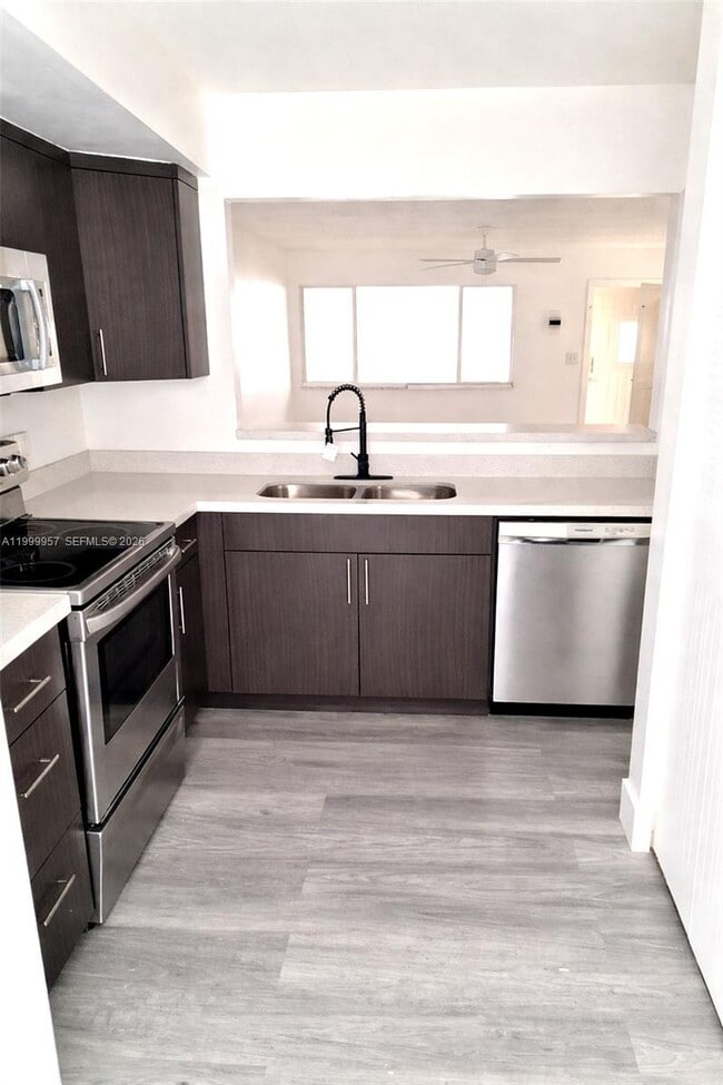 Building Photo - 2831 Pierce St