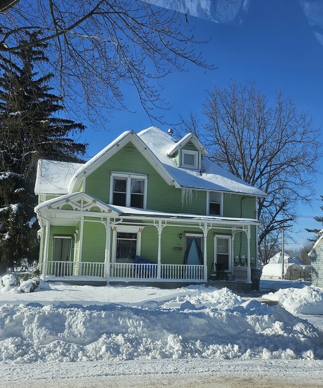 Photo - 140 S James Ave