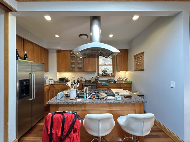 Photo - 1437 W Olive Ave Unit J04P