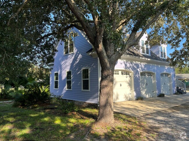 Building Photo - Coastal Views of MS LLC Unit Floor 2 Rental