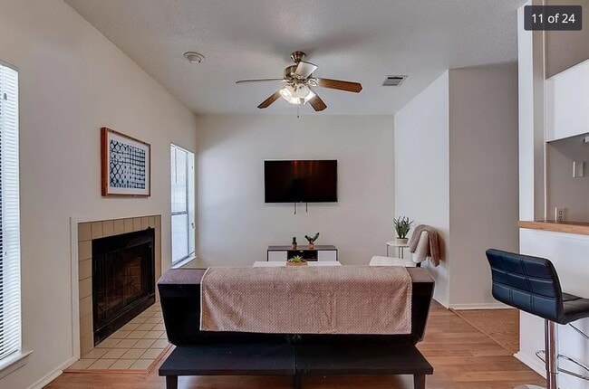Photo - 2905 Swisher St Unit 206