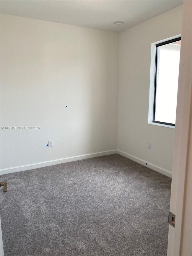 Photo - 350 NE 208th Terrace