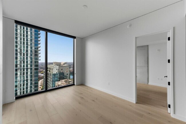 Photo - 610 Davis St Unit 2204