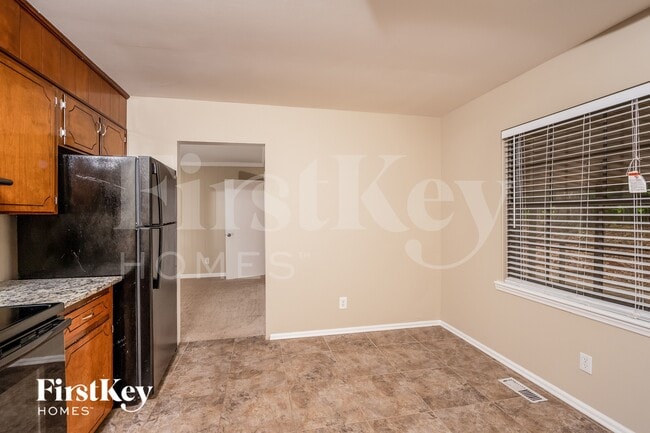 Photo - 1326 Potter Ave