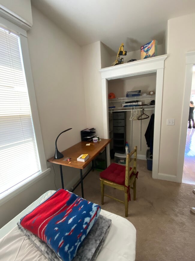 Photo - 724 SW 10th St