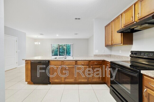 Photo - 443 Arbor Lakes Dr