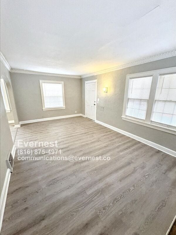 Photo - 5340 Olive St