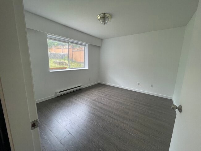 Photo - 1014 Dory St Unité Ground-level basement