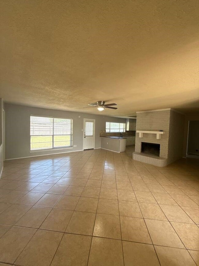 Photo - 22602 Fincastle Dr