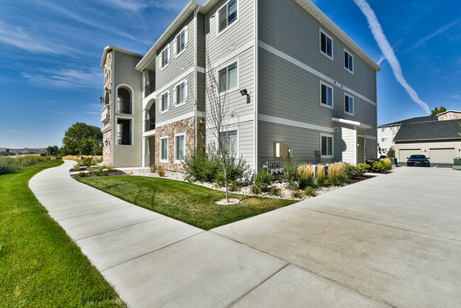 Photo - Beautiful Hillcrest Condo in Saratoga Springs Unit 241