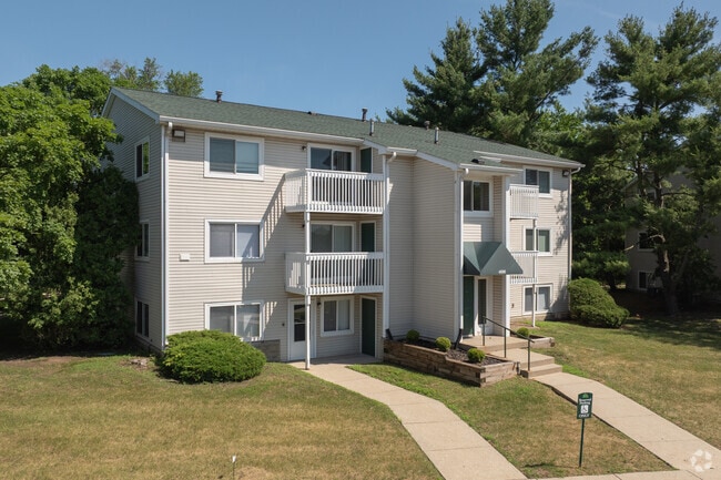 Building Photo - Cedar Trail Apartments
