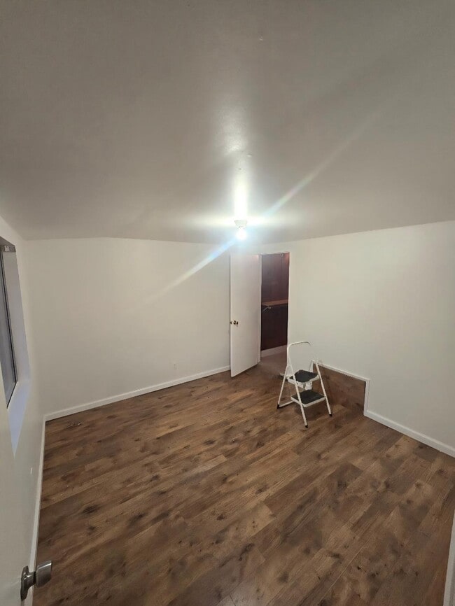 Photo - 5770 Croy Rd