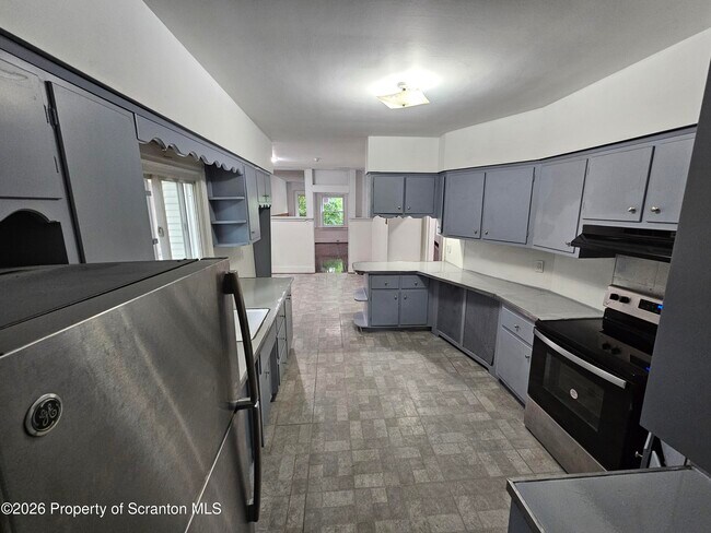 Photo - 805 Monroe Ave