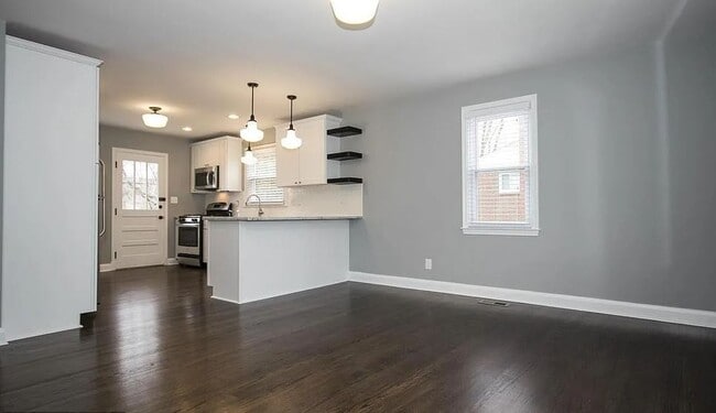 Photo - 4401 Buchanan Ave
