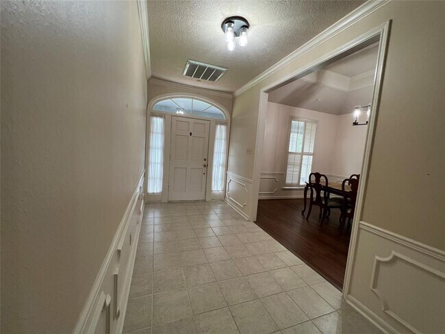 Photo - 3350 Shady Hollow Ln