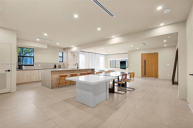 Photo - 4721 NW 6th Ave