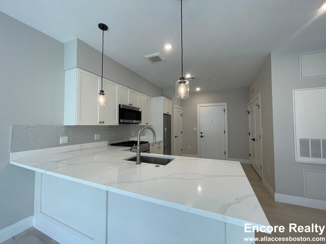 Photo - 197 Green St Unit 306