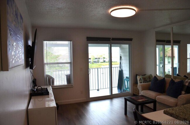 Building Photo - 253 Cypress Point Dr
