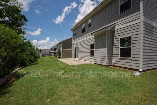 Photo - 4883 Wisteria Ln