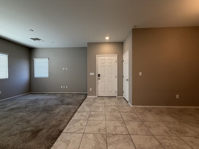 Photo - GATED 3 BED 3 BATH 2 CAR GARAGE TOWNHOUSE W/ BED AND BATH DOWNSTAIRS + LOFT & YARD. COMMUNITY FEA... Unit #1161