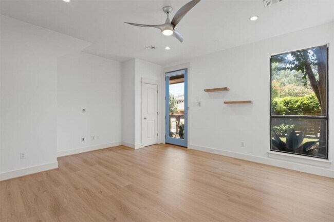 Photo - 4120 Valley View Rd Unidad A