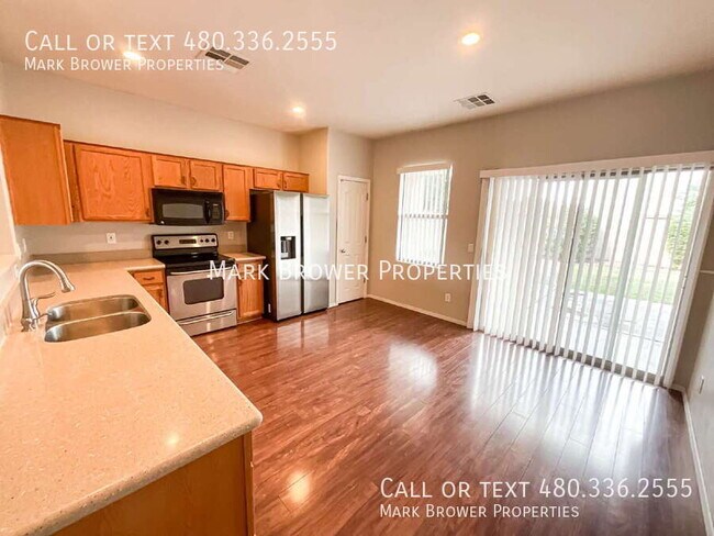 Photo - 4450 E Oxford Ln