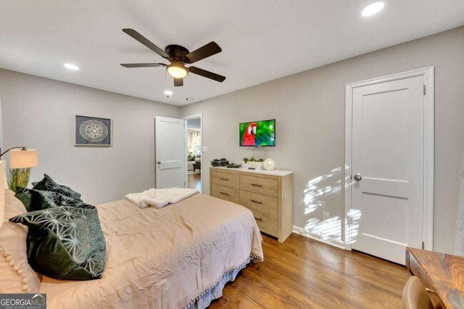 Photo - 55 Guinn St SW