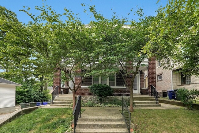 Photo - 366 Berkeley Rd