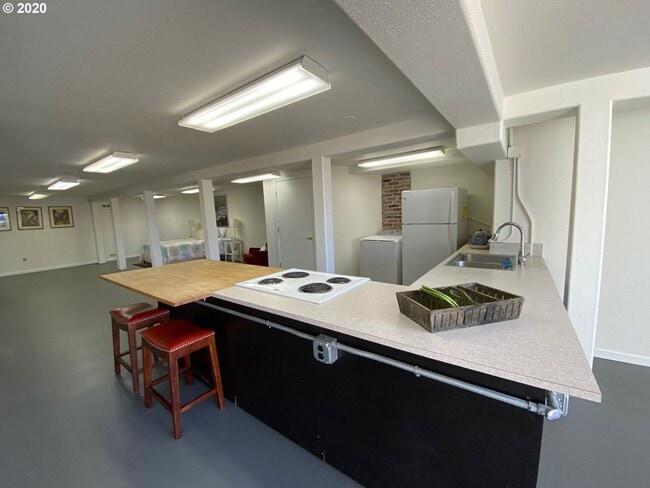 111 E Jewett Blvd Unit 109A