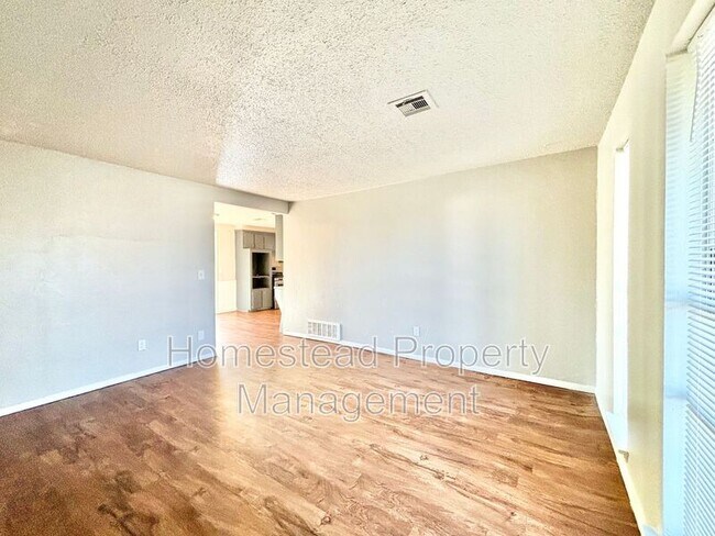 Photo - 408 NW 88th St