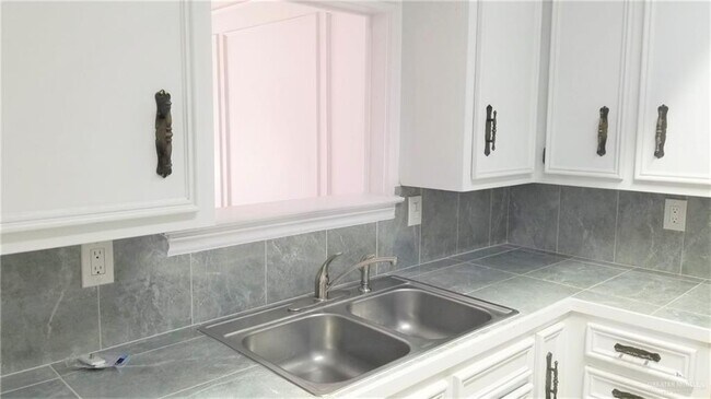 Photo - 6 Rose Ellen Dr