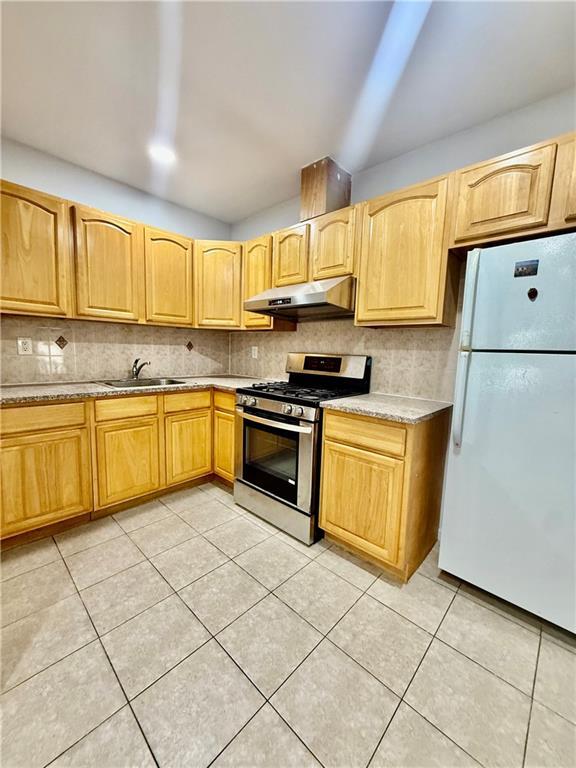 Photo - 82 Bay 17th St Unit 2