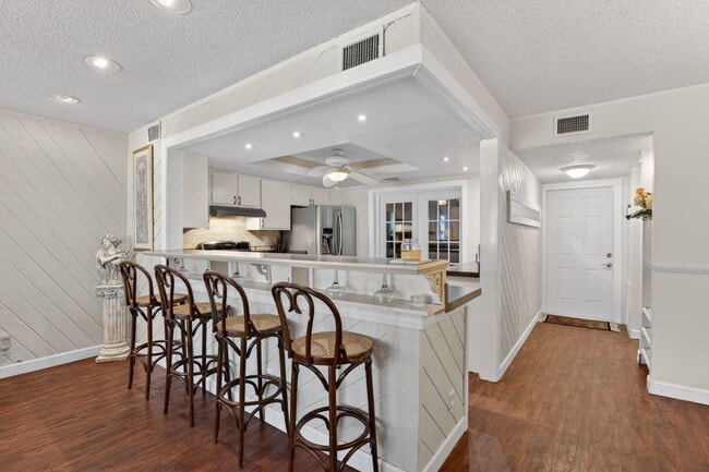 Photo - 3951 NE 17th Ave Unit 703