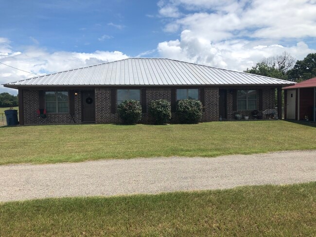Building Photo - 10090 FM 2138 Rental