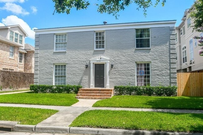 Building Photo - 2718 Wroxton Rd Unit 1