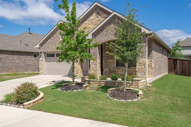 Building Photo - 2113 Gabriels Horn Rd