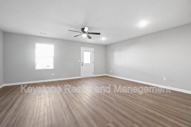 Photo - 2186 Peachers Mill Rd