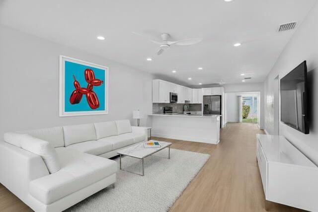 Building Photo - 529 NE 18th St