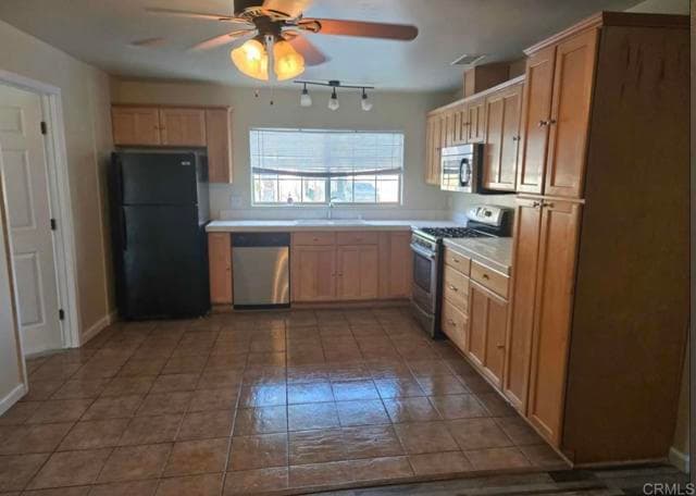 Photo - 9742 Vomac Rd