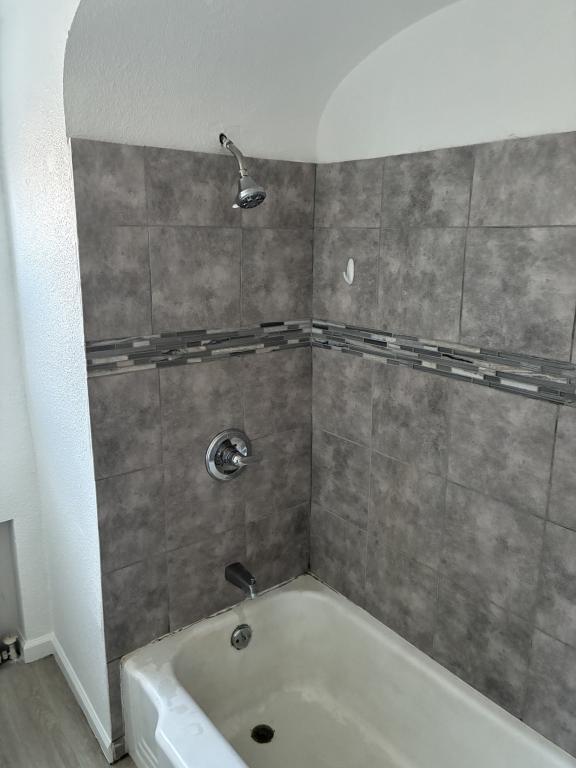 Photo - 323 Smith Wy