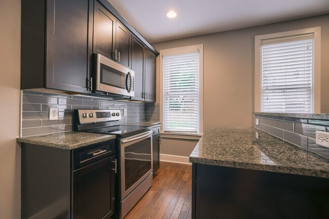 Photo - Summit St 788-790 MLR Apartment Unit 788