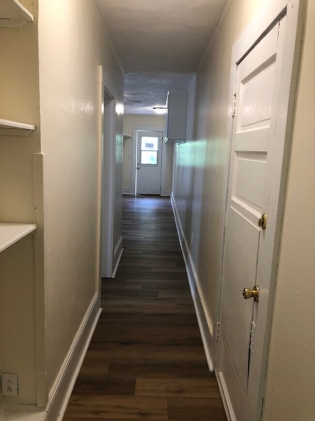 Photo - 633-635 Central Unit 635-Upper