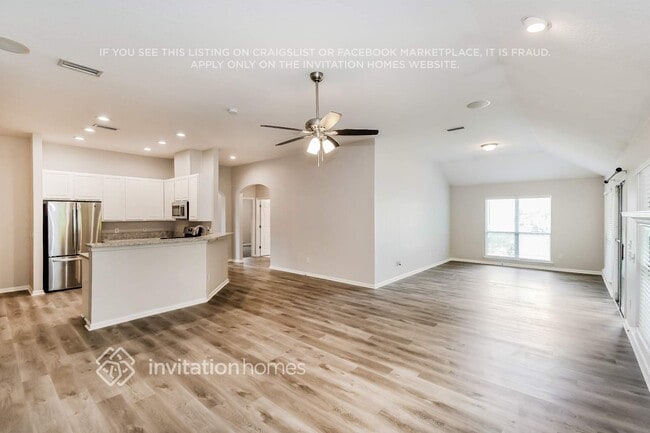 Photo - 420 Heather Park Ln