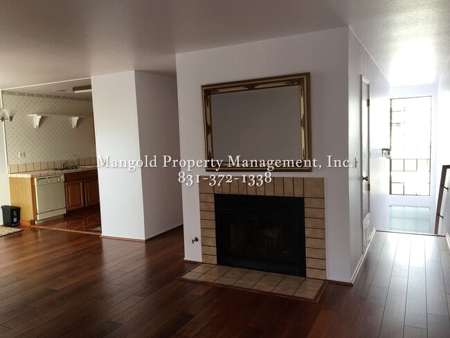 Photo - 1001 Funston Ave