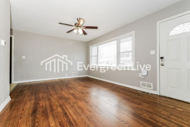 Photo - 7208 E 108th St