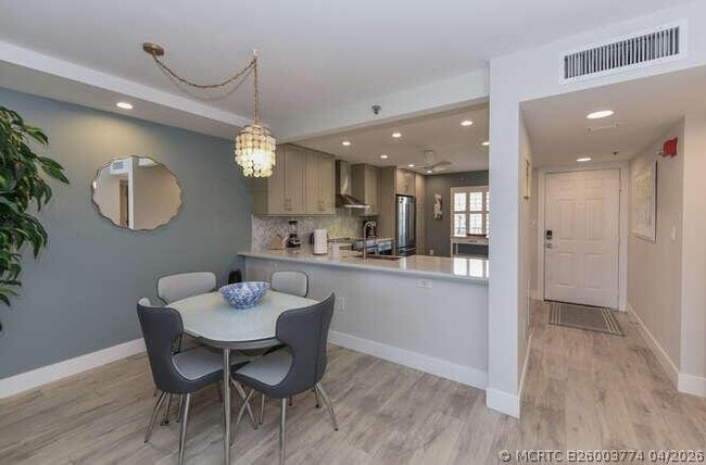275 Palm Ave Unit C406