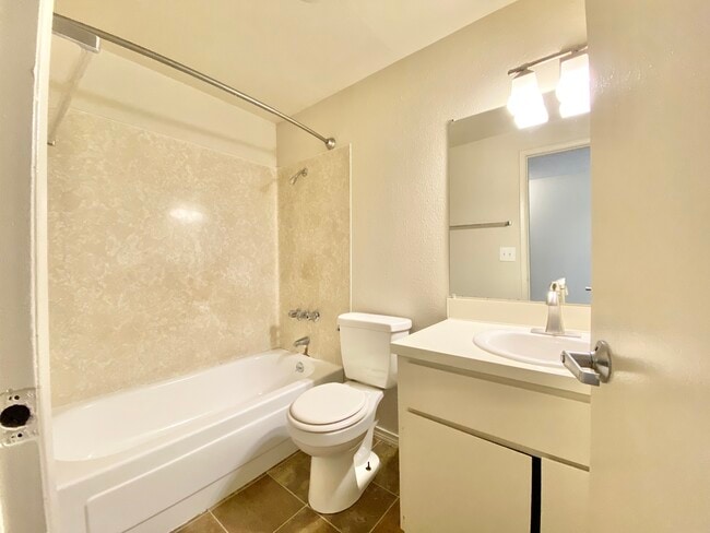 Admirals Apartments